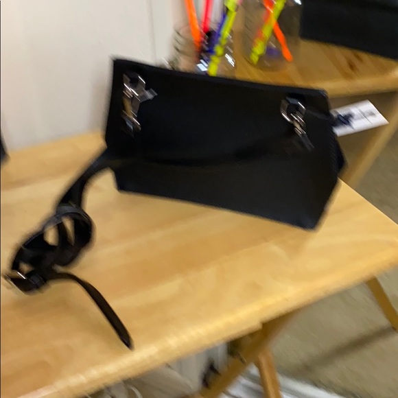 BCBG purse - Picture 4 of 4